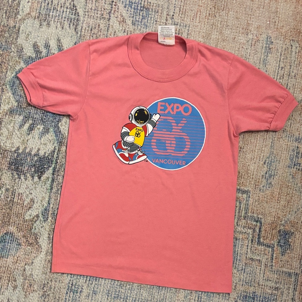 XS/S Vintage expo 86 t shirt